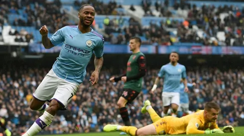 Sterling sparkles as Man City see off Villa