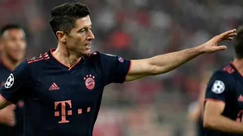 Neuer annoyed as Bayern need Lewandowski double to win at Olympiakos