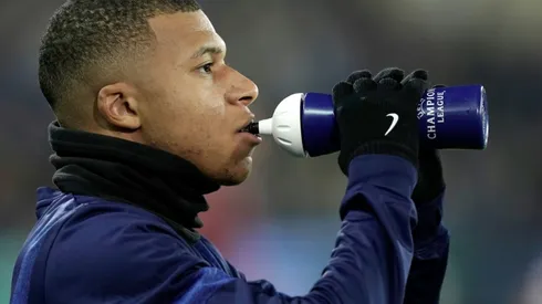 Sub Mbappe's hat-trick puts PSG in Champions League last 16 driving-seat