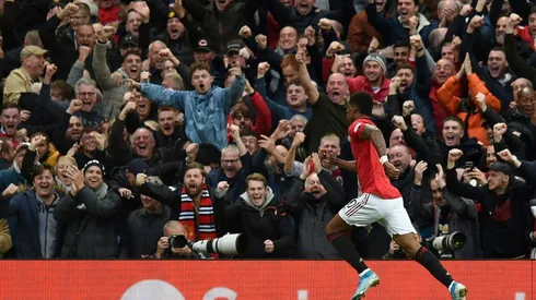 Liverpool strike late, but winning run ends in 1-1 draw at Man Utd