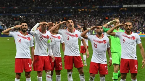 Regional German footballers warned against copying Turkish salute gesture