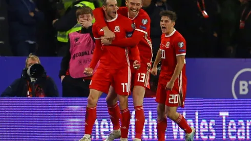 Bale on target as Wales' Euro hopes on knife-edge