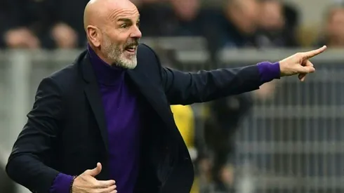 Fallen giants AC Milan gamble on Pioli