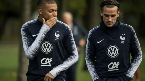 Griezmann all smiles at Barcelona - Lenglet