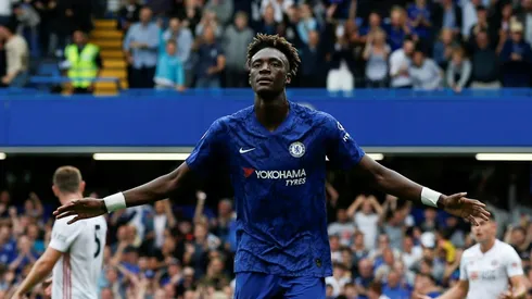 Ex-star Kanu tells Nigeria to get over Abraham England call-up