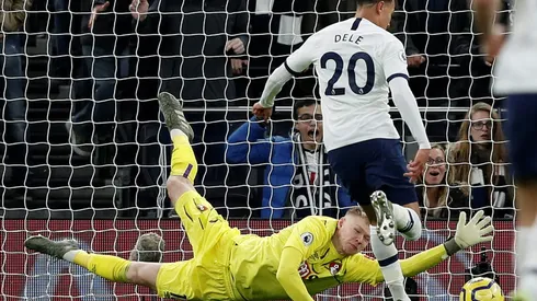 Alli double sends Mourinho's Tottenham up to fifth