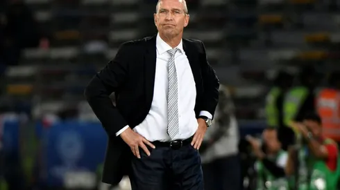Former Socceroos coach Pim Verbeek dies aged 63