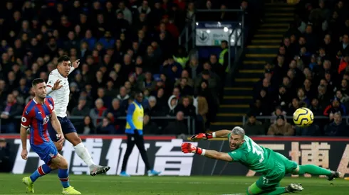 Liverpool leave it late again to win at Palace