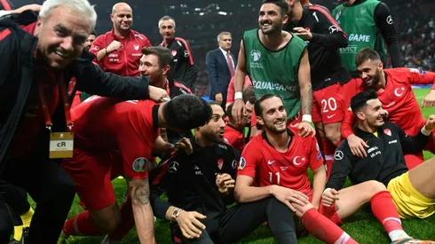 Turkey hold Iceland to reach Euro 2020 alongside France