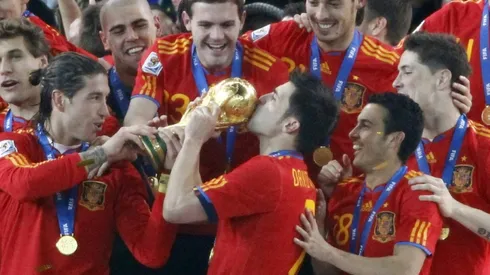 Spain's record scorer striker Villa retires after 19-year career
