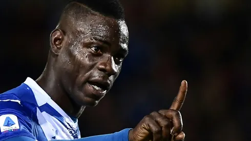 Balotelli blames 'handful of idiots' for Verona monkey chants