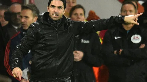 Arteta aims to solve Ozil issue as Chelsea clash looms