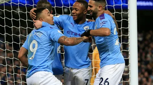 'Spectacular' De Bruyne helps Man City end Leicester's unbeaten run