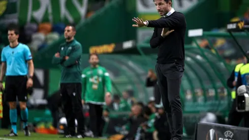 Floundering PSV dismiss Van Bommel over poor results
