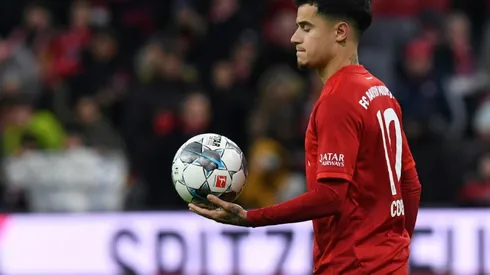 Coutinho hits hat-trick in Bayern rout as Leipzig go top