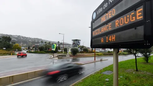 PSG's game at Monaco falls victim to storm alert