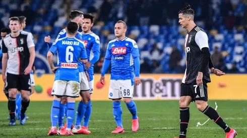 Struggling Napoli shock Sarri's Serie A leaders Juventus