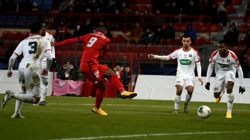 England's Mavididi sparks Dijon cup goal glut