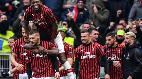 Rebic brace snatches late win for AC Milan