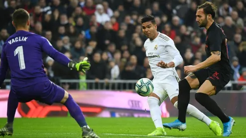 Real make light of absentees to go top but Atletico beaten