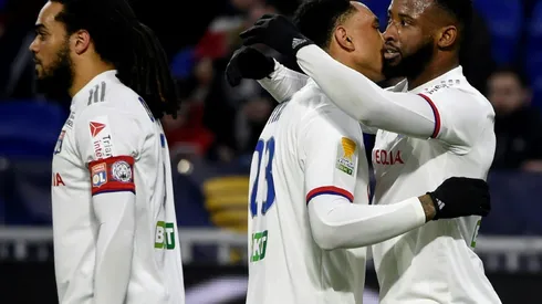 Dembele fires Lyon to victory at Bordeaux