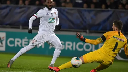 Lyon sweep into French League Cup semi-finals