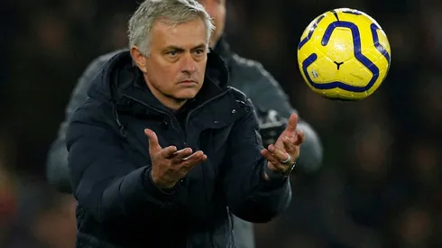 Mourinho says no quick fixes for Spurs in transfer window