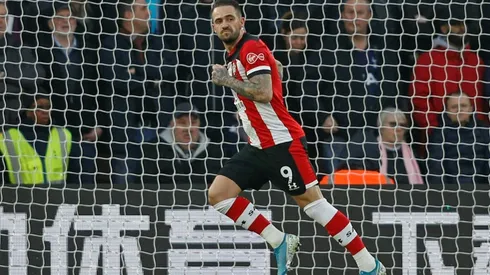 Moyes celebrates New Year in style as Spurs and Chelsea stumble