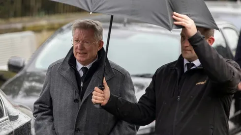 Ferguson, Charlton among mourners at funeral of Man United great Gregg