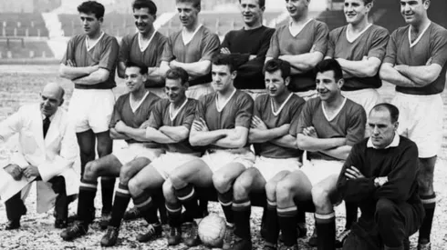 Munich air crash hero and goalkeeping great Gregg dies