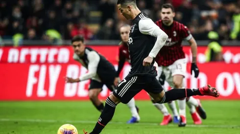 Ronaldo penalty snatches Juventus first-leg draw at Milan