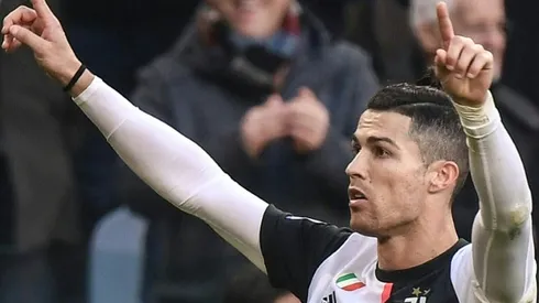 Ronaldo penalty double sends Juventus six points clear