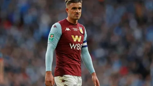 Villa's Grealish apologises, fined for breaking isolation rules