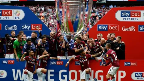 Football League chief calls for 'cool heads' over virus chaos