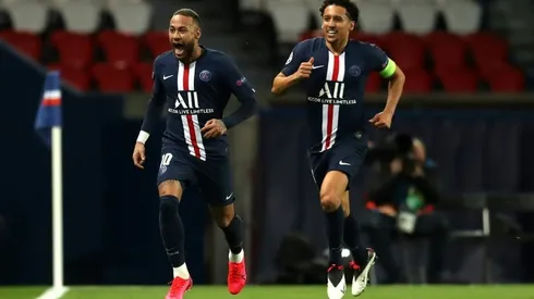 Neymar leads PSG into Champions League quarters as banned fans gather outside