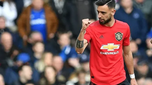 Influential Fernandes set for first taste of Manchester derby