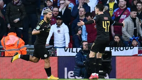 Man City hold off Aston Villa to retain League Cup