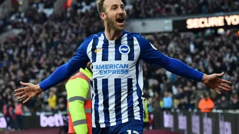 Brighton's Murray labels Premier League masks 'farcical'