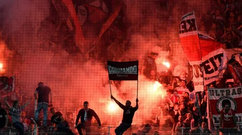 Volunteers and virtual beer: German fans take fight to virus