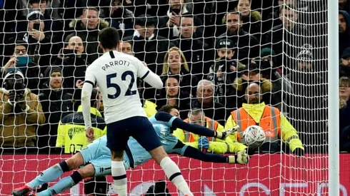 Tottenham's Parrott set to miss Premier League restart after appendix removal