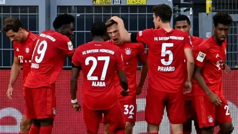 Bayern Munich down Dortmund to close on Bundesliga title