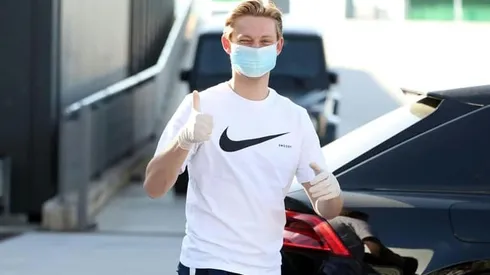 Barca midfielder De Jong 'not ready to play yet'