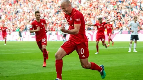 Arjen Robben in 'dream' comeback bid with first club Groningen