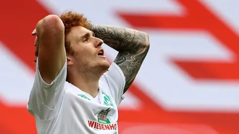 Bremen, Hamburg both fighting for final chance of Bundesliga football next season