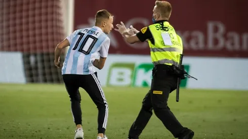 La Liga takes legal action against pitch invader