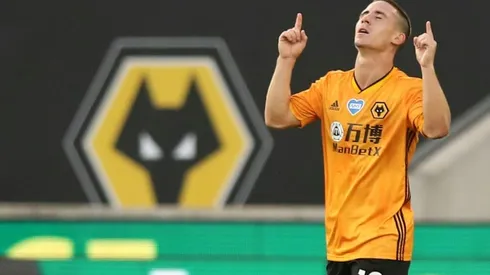 Wolves bolster Europa League bid, Blades blunted by Everton
