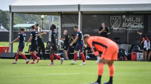 Pineda's late winner as Fire scorch Seattle in MLS