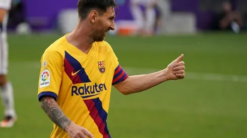 Messi tees up victory as Barcelona cling on to fading title hopes