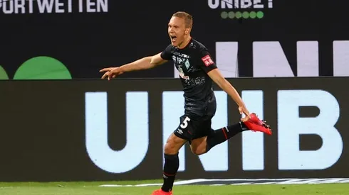 Relieved Bremen stay in Bundesliga on away goals after play-off drama