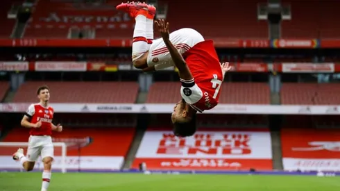 Aubameyang fires Arsenal revival as Leicester lose again